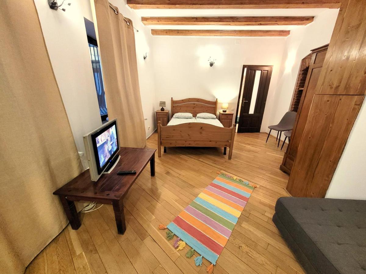 Main Square Apartments & More Braşov Esterno foto