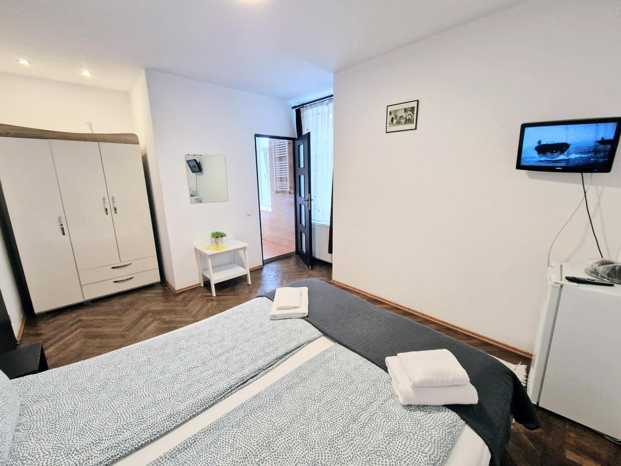 Main Square Apartments & More Braşov Esterno foto